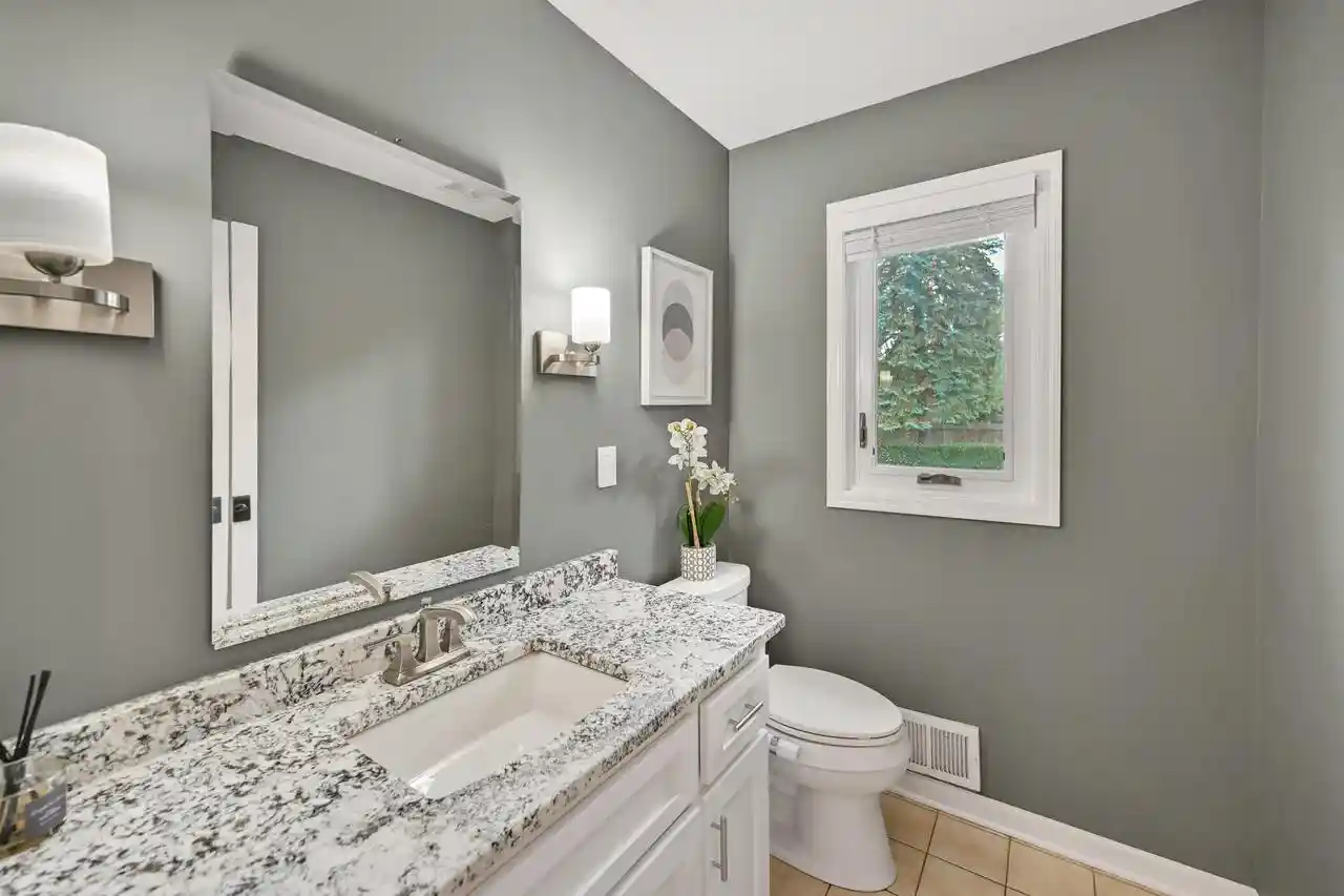 3rd image of 11115 N Wyngate Trace Trace, Mequon, WI 53092 | MLS# 1972542