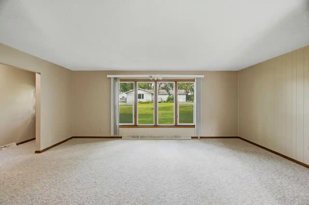 2nd image of 1010 N Walnut Avenue Avenue, Marshfield, WI 54449 | MLS# 22603401