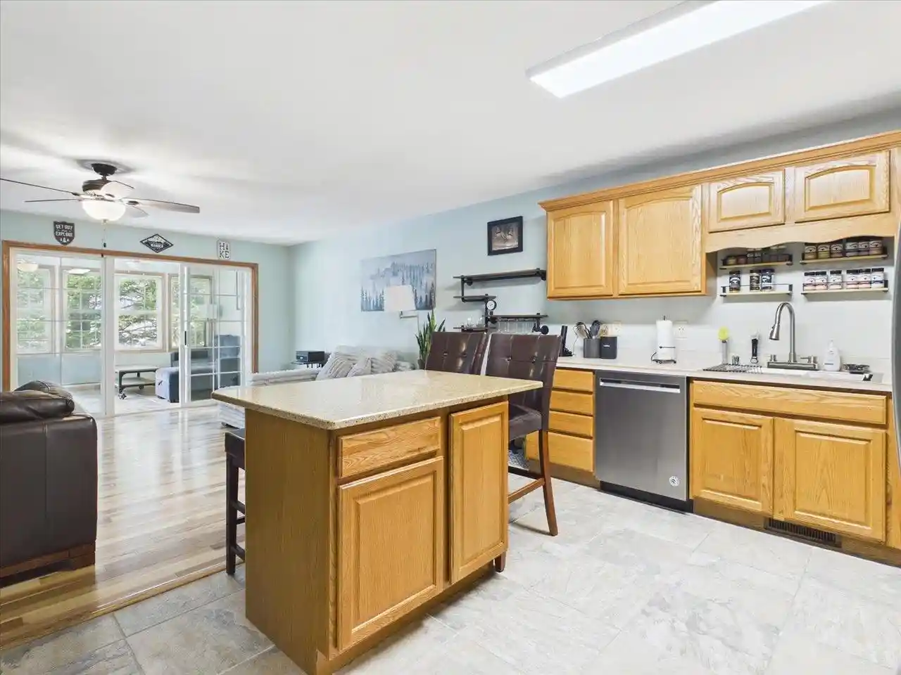 4th image of 626 Village Lane Lane, Sun Prairie, WI 53590 | MLS# 2028504