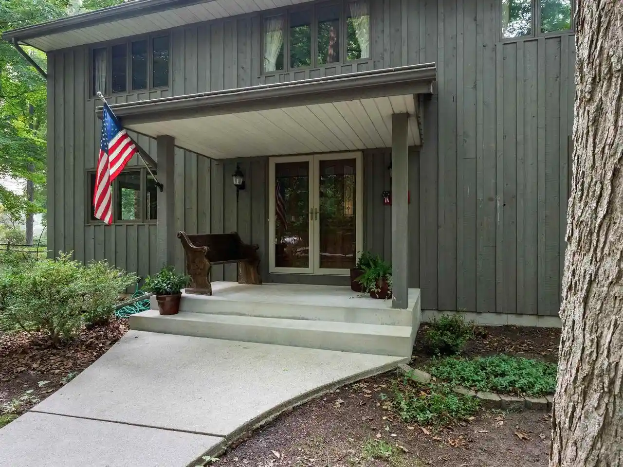 2nd image of 1730 Sunnyside Court Court, Sheboygan, WI 53081 | MLS# 2028508