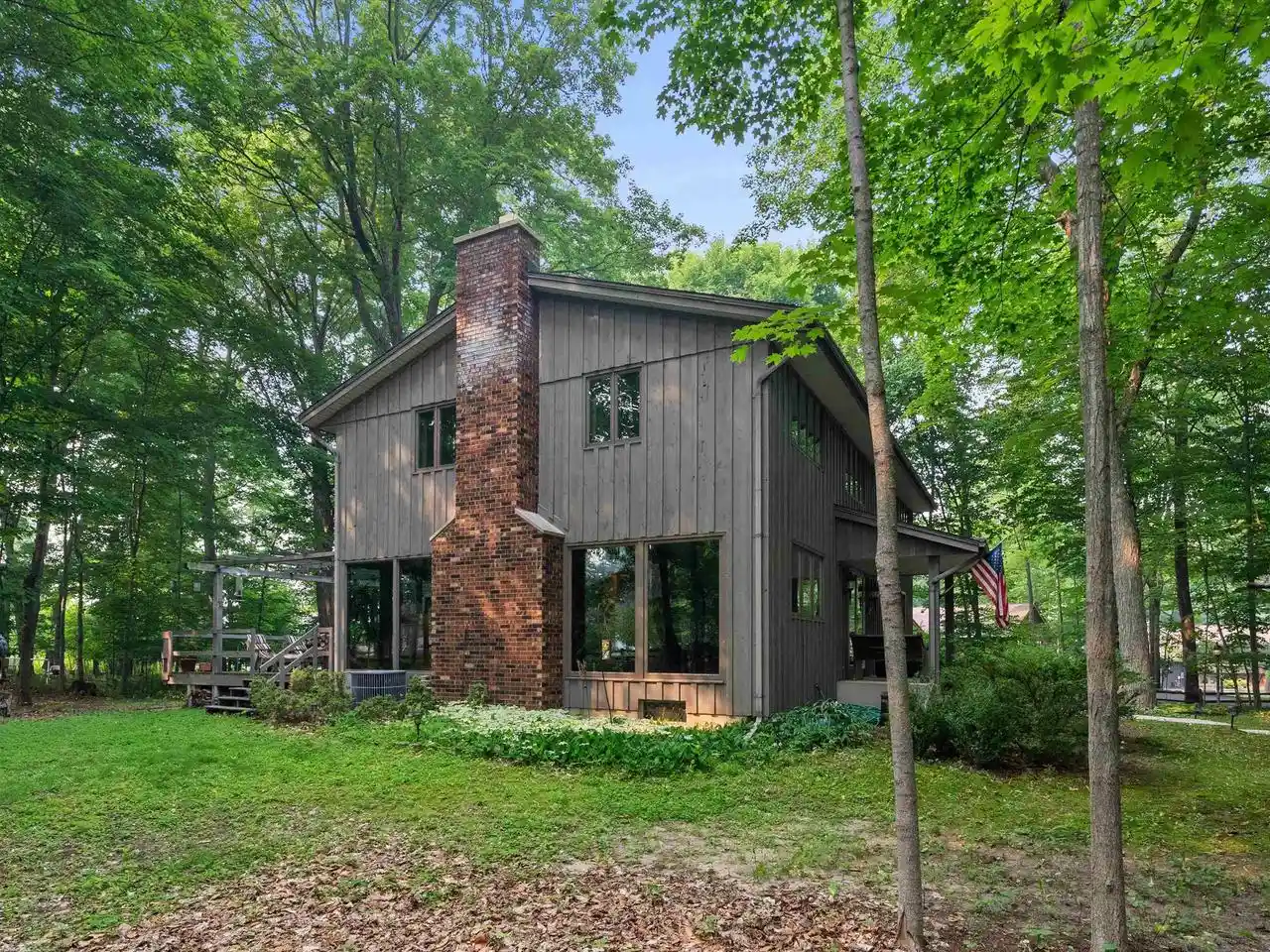4th image of 1730 Sunnyside Court Court, Sheboygan, WI 53081 | MLS# 2028508