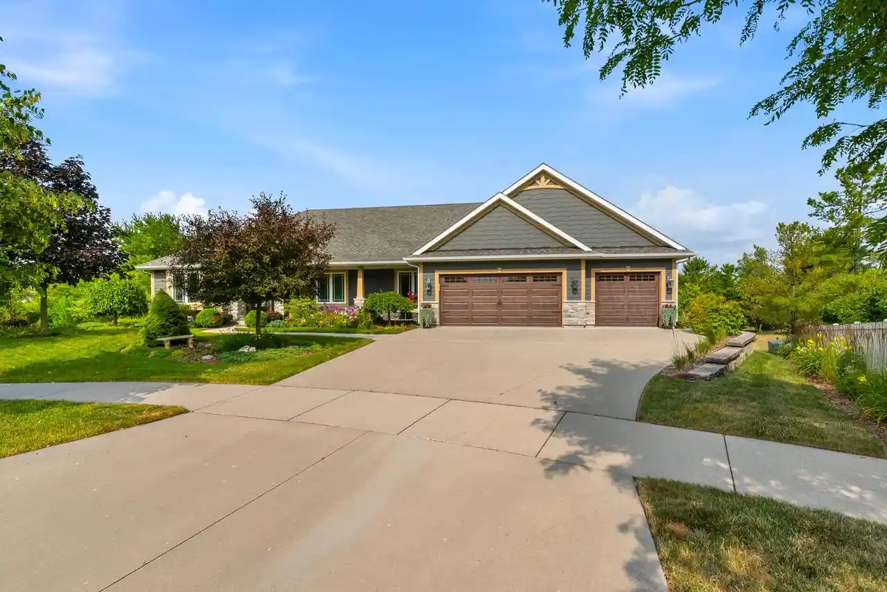 1st image of 475 Conifer Court Court, Port Washington, WI 53074 | MLS# 1972559