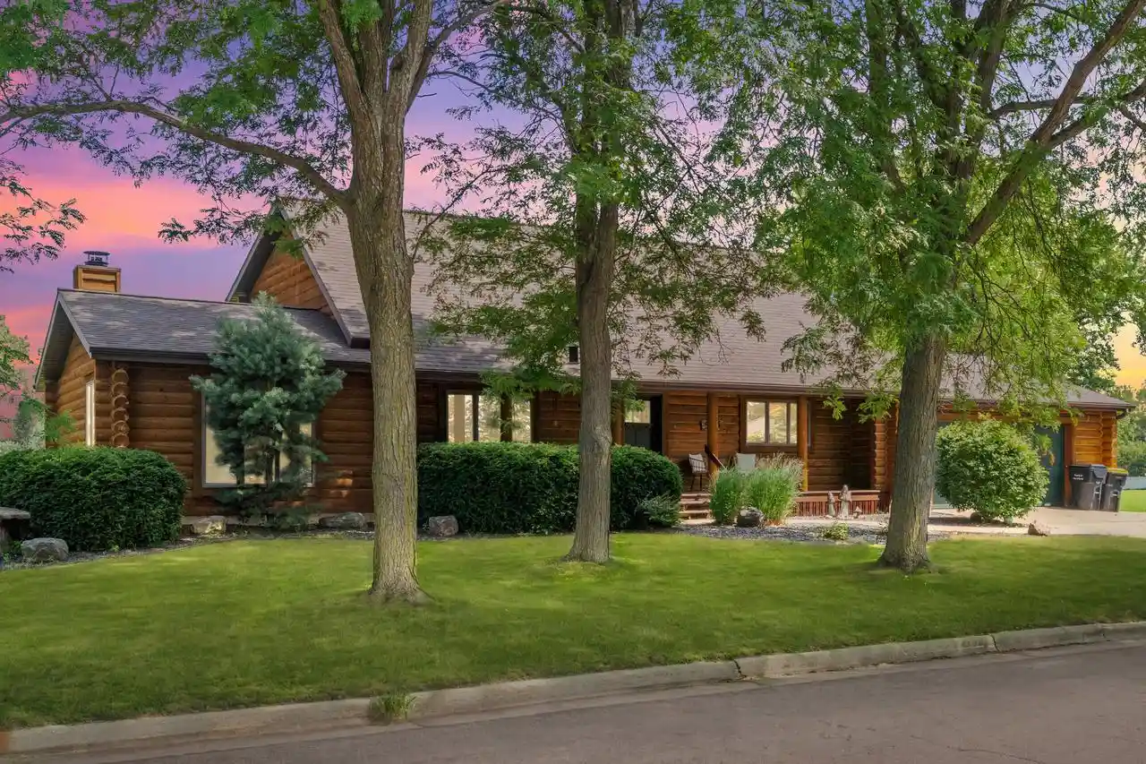 1st image of 914 E Brownell Street Street, Tomah, WI 54660 | MLS# 1972565
