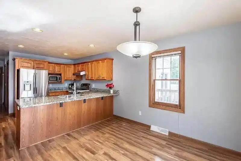 3rd image of N48W16103 Lone Oak Lane Lane, Menomonee Falls, WI 53051 | MLS# 1972575