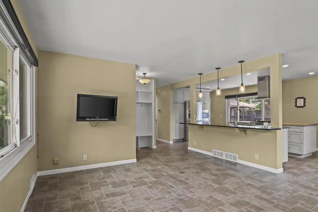 2nd image of 1717 Manley Street Street, Madison, WI 53704 | MLS# 2028516