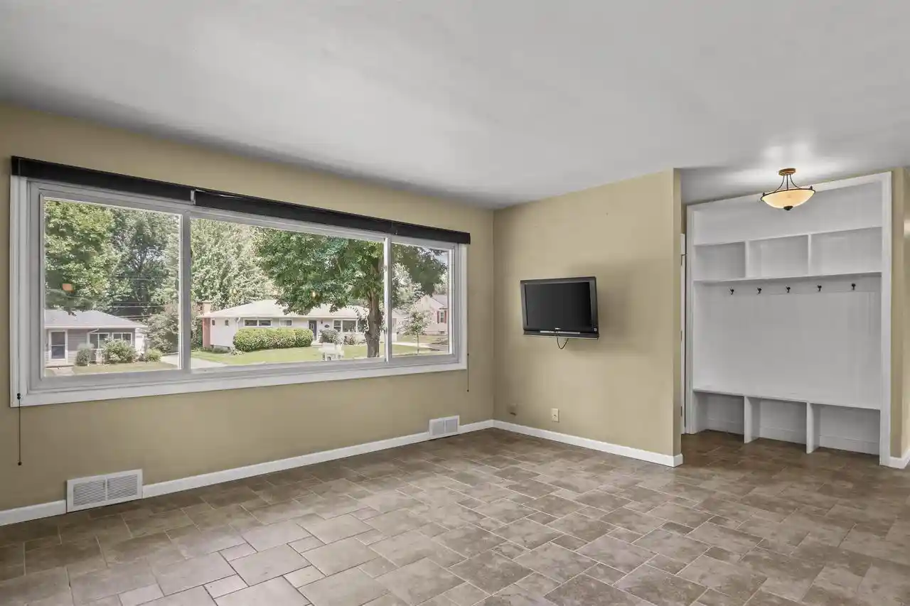 3rd image of 1717 Manley Street Street, Madison, WI 53704 | MLS# 2028516