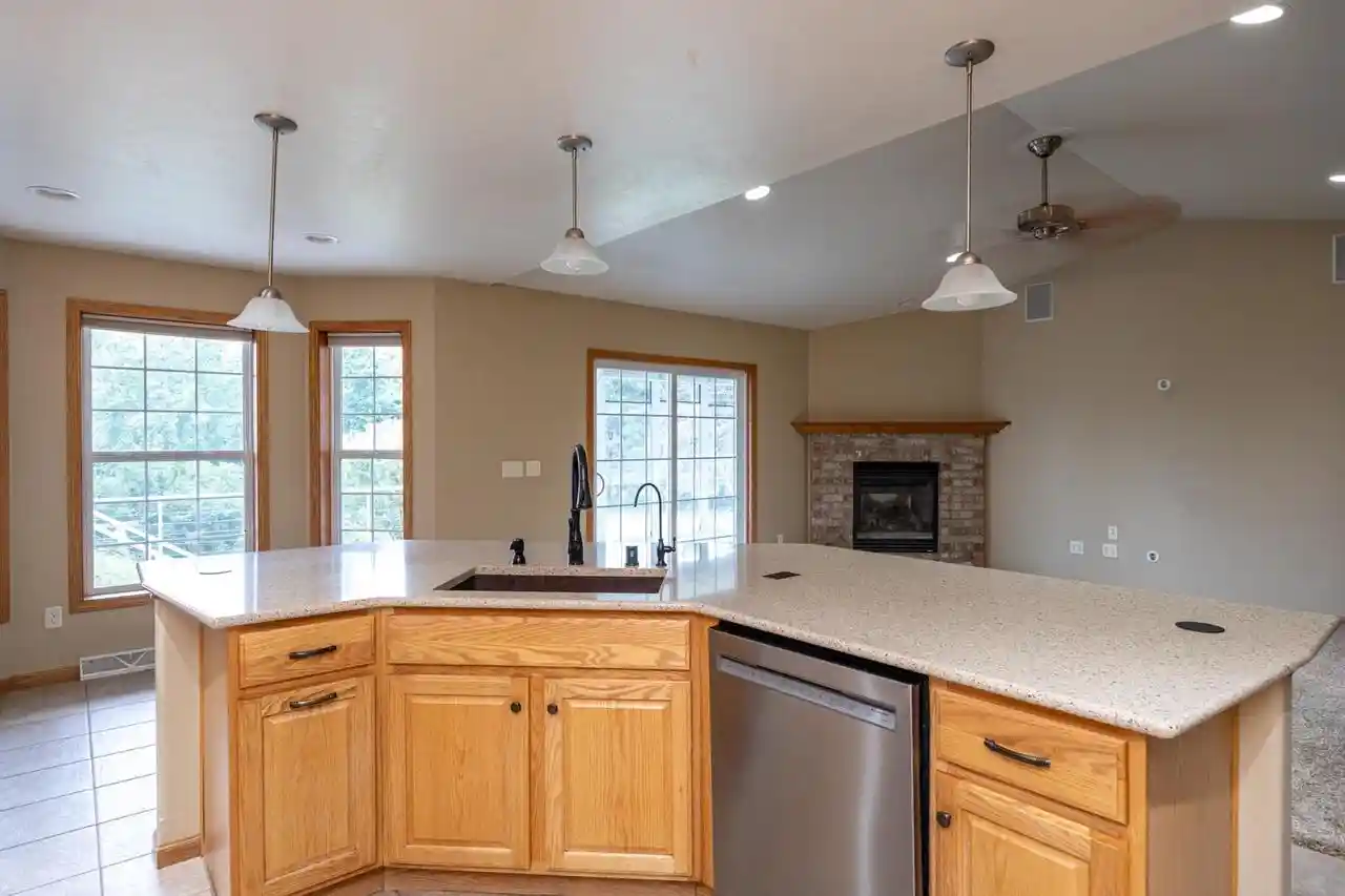 5th image of E9051 Rocky Mountain Dr Dr, New London, WI 54961 | MLS# 50329458