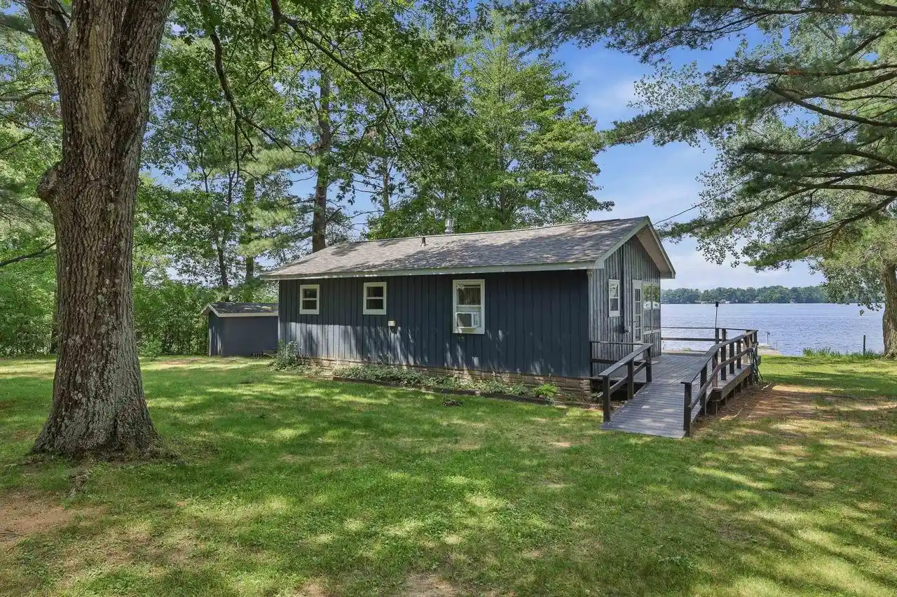 1st image of 169818 Waters Edge Dr Dr, Rosholt, WI 54473 | MLS# 22603410