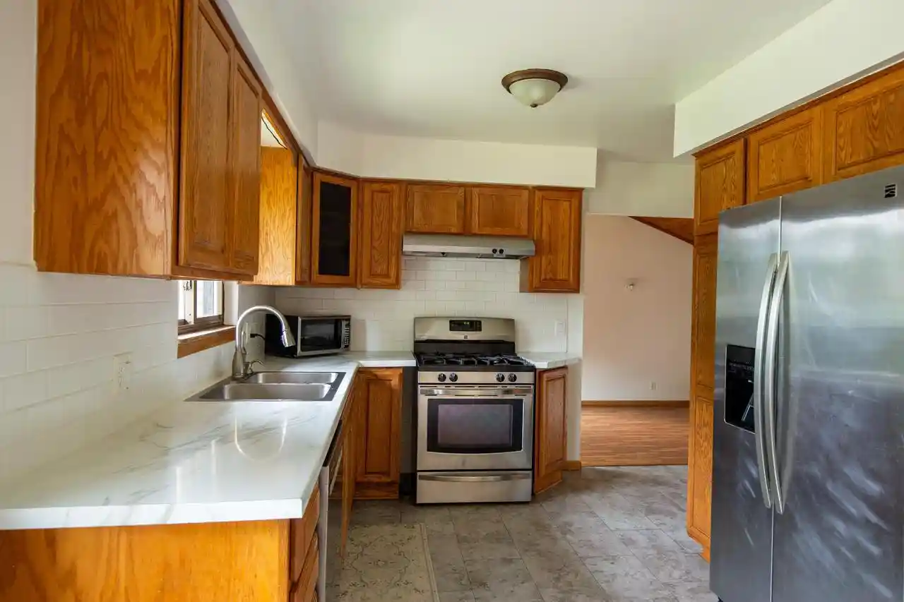 1st image of 905 Flora Lane Lane, Madison, WI 53714 | MLS# 2028532