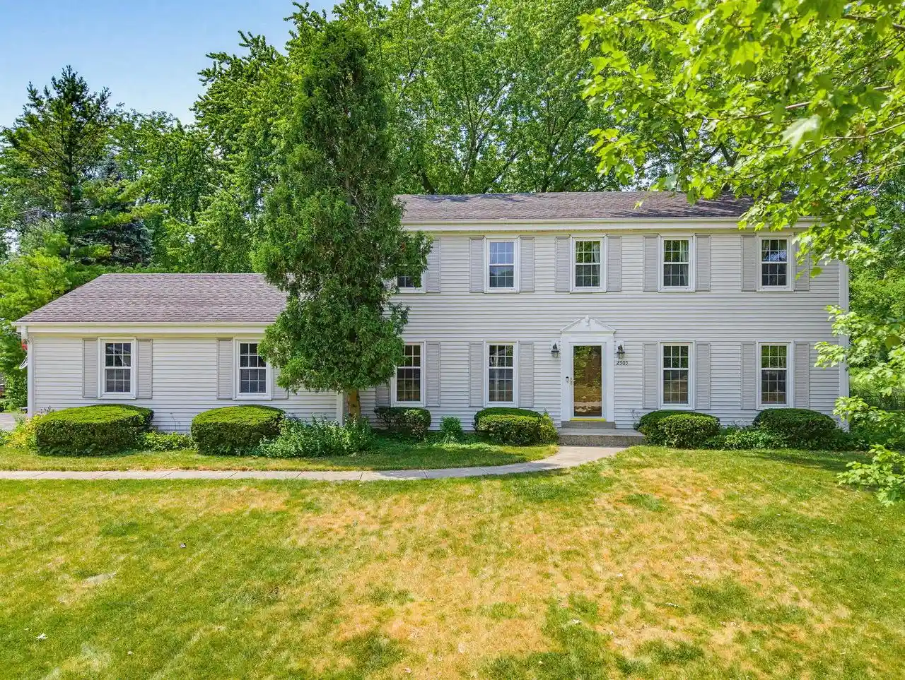 1st image of 2505 Almesbury Avenue Avenue, Brookfield, WI 53045 | MLS# 1972610