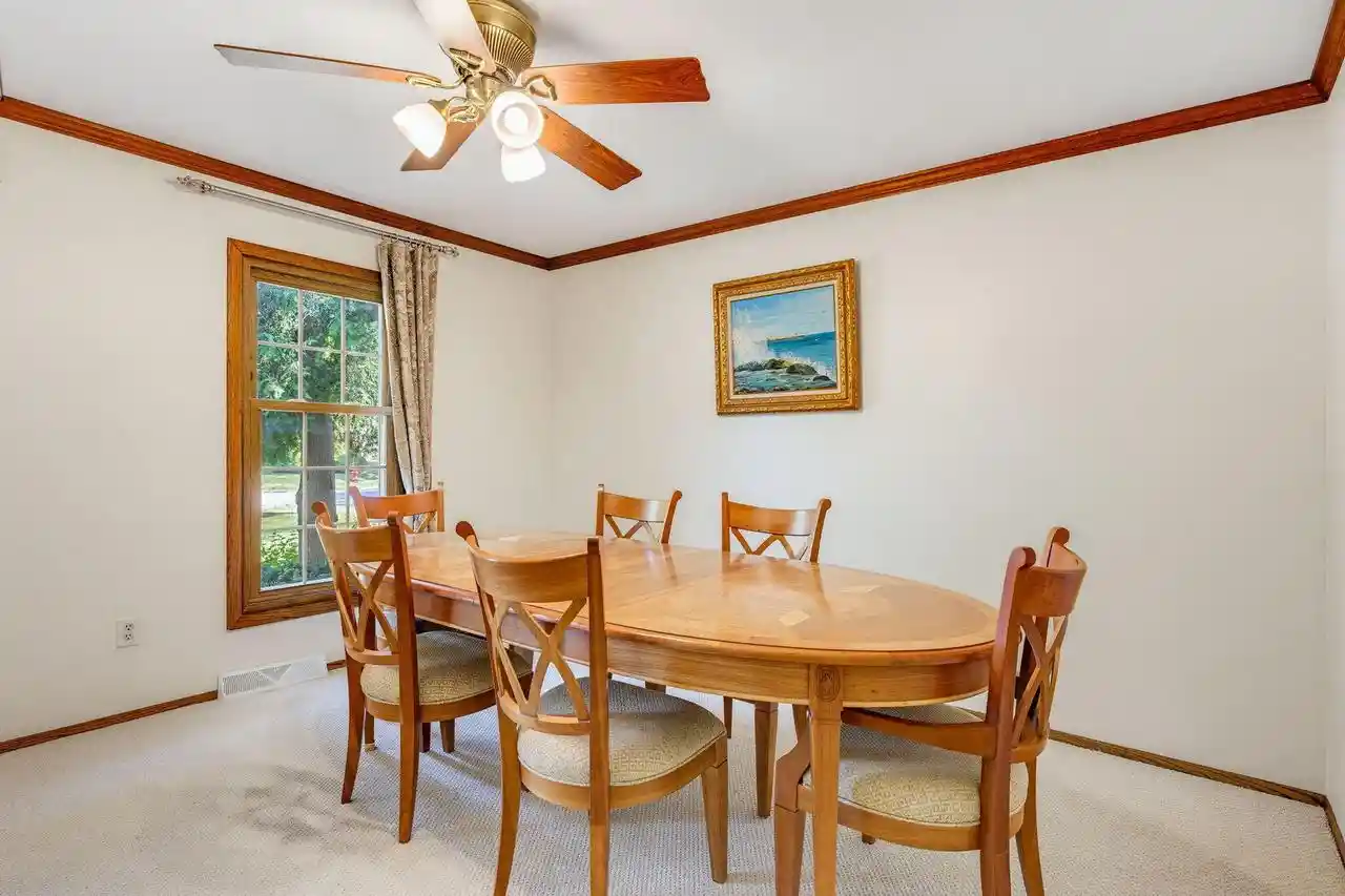 4th image of 2505 Almesbury Avenue Avenue, Brookfield, WI 53045 | MLS# 1972610