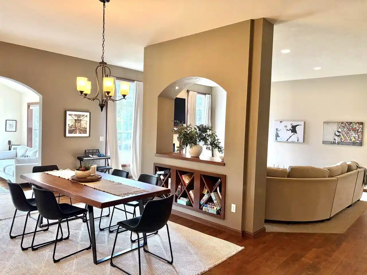 Photo 3 of Single family home for sale at 2701 E Glenhurst Lane Lane, Appleton, WI 54913 | MLS# 50329468 | Listing updated on 2026-09-08
