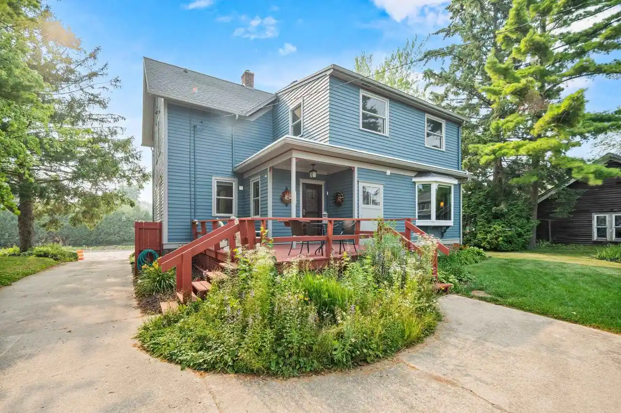 3rd image of 816 Dodge Street Street, Kewaunee, WI 54216 | MLS# 50329472