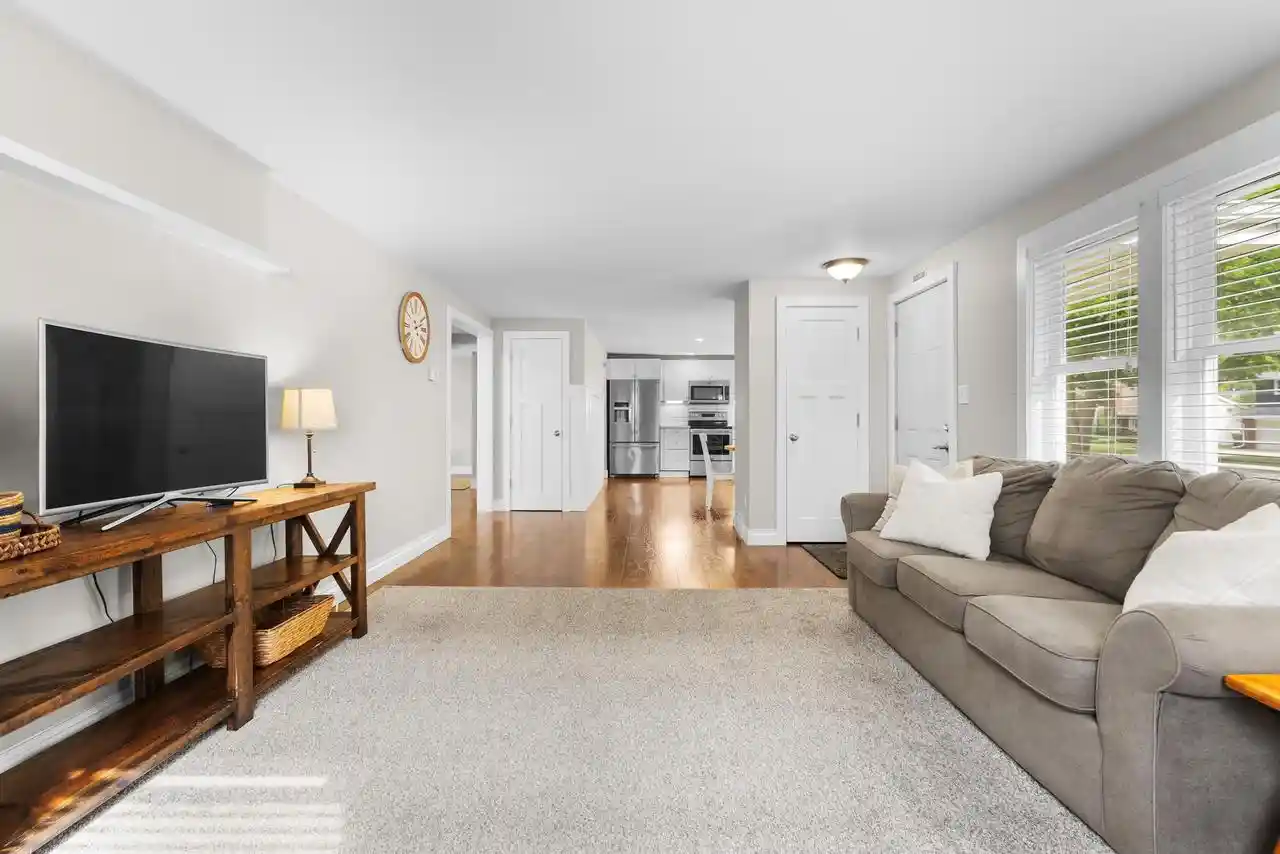2nd image of 1368 Liberty Street Street, Green Bay, WI 54304 | MLS# 50329473