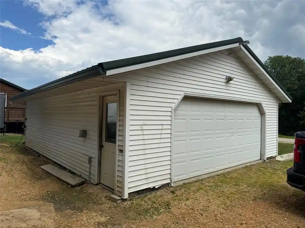 45th image of 199 State Hwy 27, Cashton, WI 54619 | MLS# 1603444