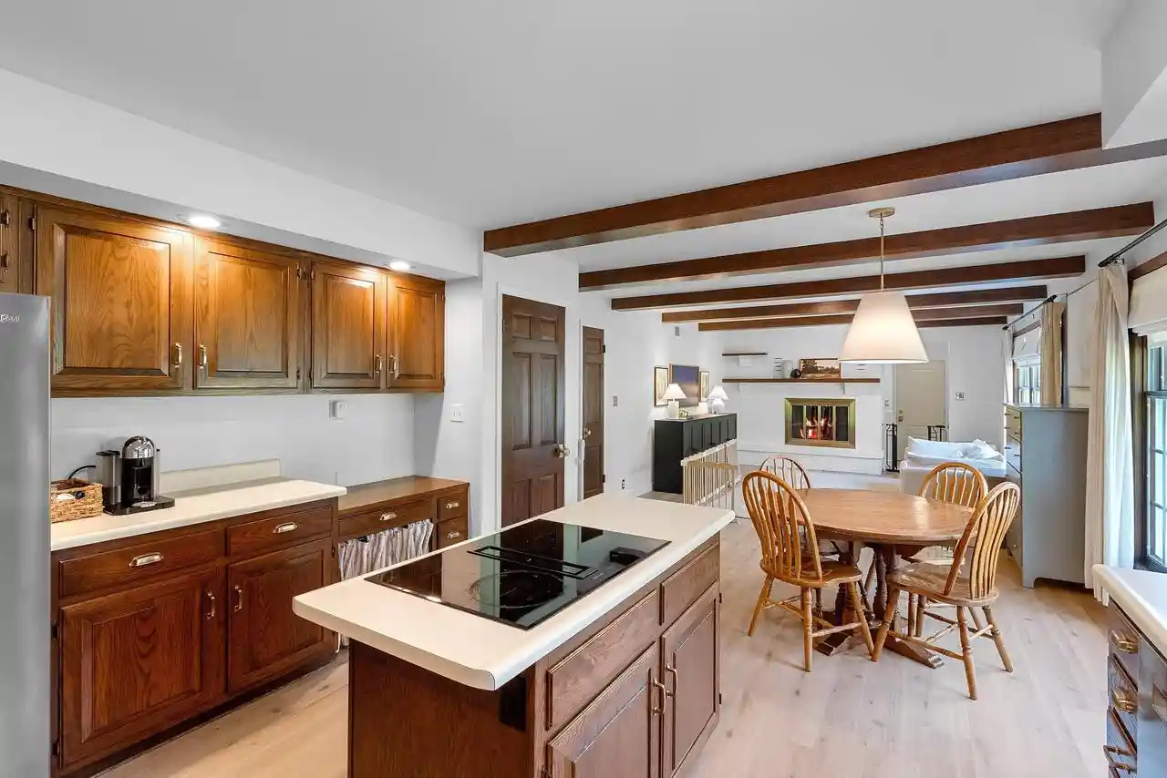 5th image of 3511 Wildwood Dr Dr, Manitowoc, WI 54220 | MLS# 1972621