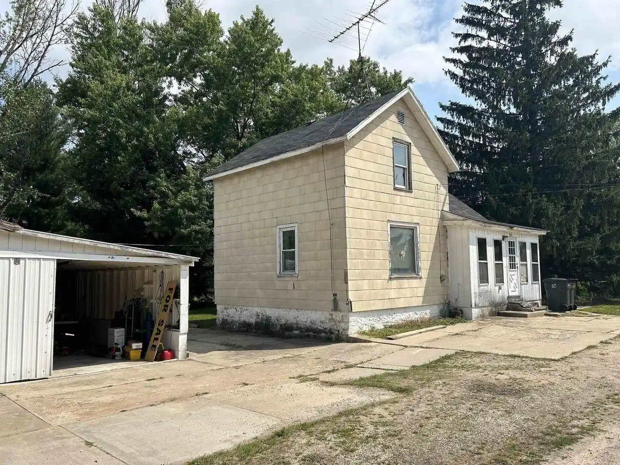 38th image of 400 N Farmer Street Street, Princeton, WI 54968 | MLS# 2028539