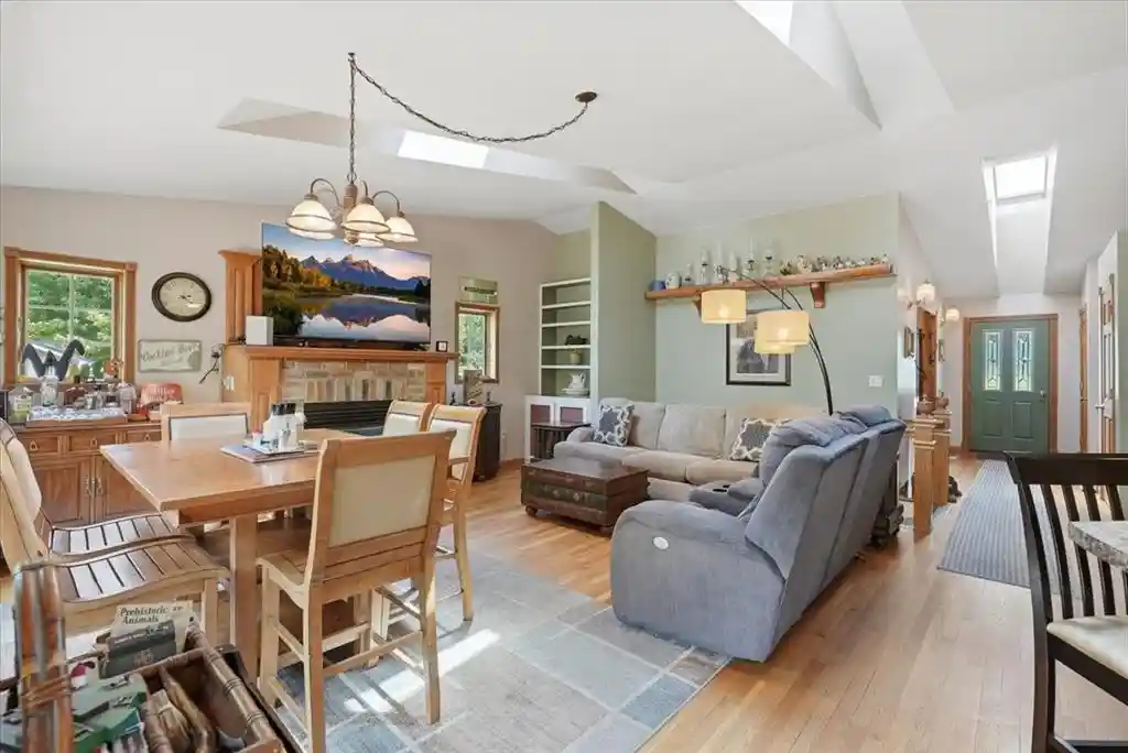 35th image of W744 Golfview Dr Dr, Spring Valley, WI 54767 | MLS# 1603461