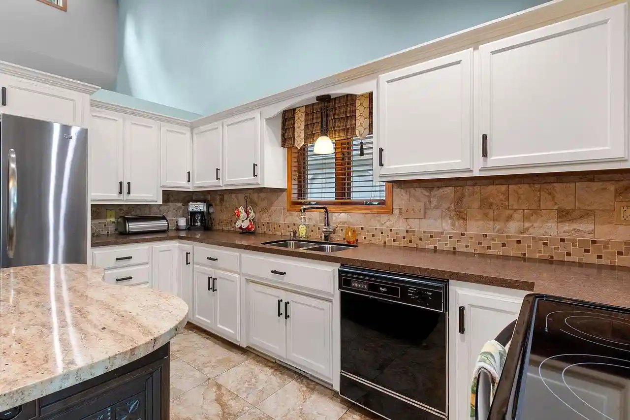 Photo 3 of Single family home for sale at 2043 Autumn Leaves Circle Circle, Green Bay, WI 54313 | MLS# 50329478 | Listing updated on 2026-08-17