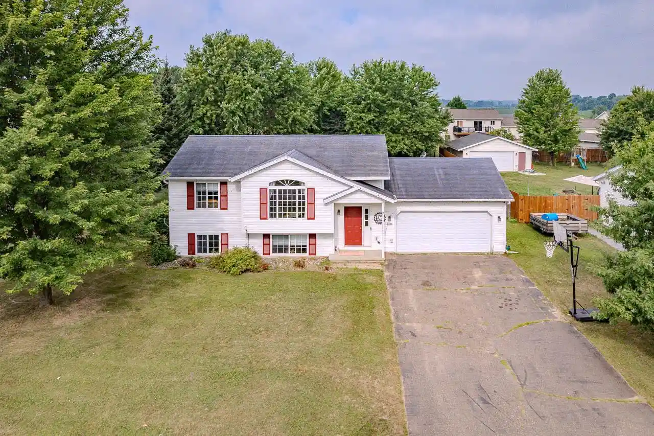Homes for sale in Merrill, WI | 2200 Willow Bend Dr Dr, Merrill, WI 54452 | MLS# 22603423