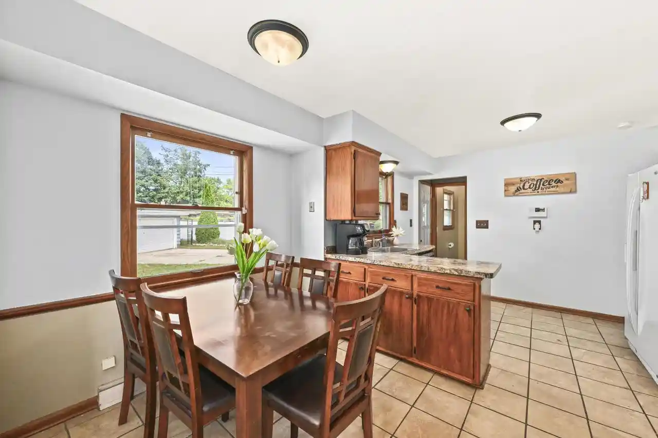 Homes for sale in Brown Deer, WI | 5558 W Donna Dr Dr, Brown Deer, WI 53223 | MLS# 1972644