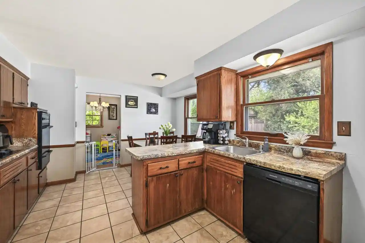 Homes for sale in Brown Deer, WI | 5558 W Donna Dr Dr, Brown Deer, WI 53223 | MLS# 1972644