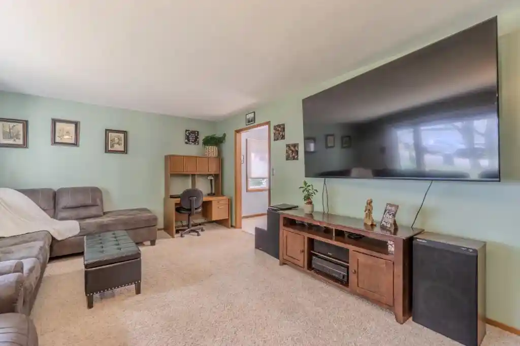 4th image of 1311 Greenhill Dr Dr, Wausau, WI 54401 | MLS# 22603427