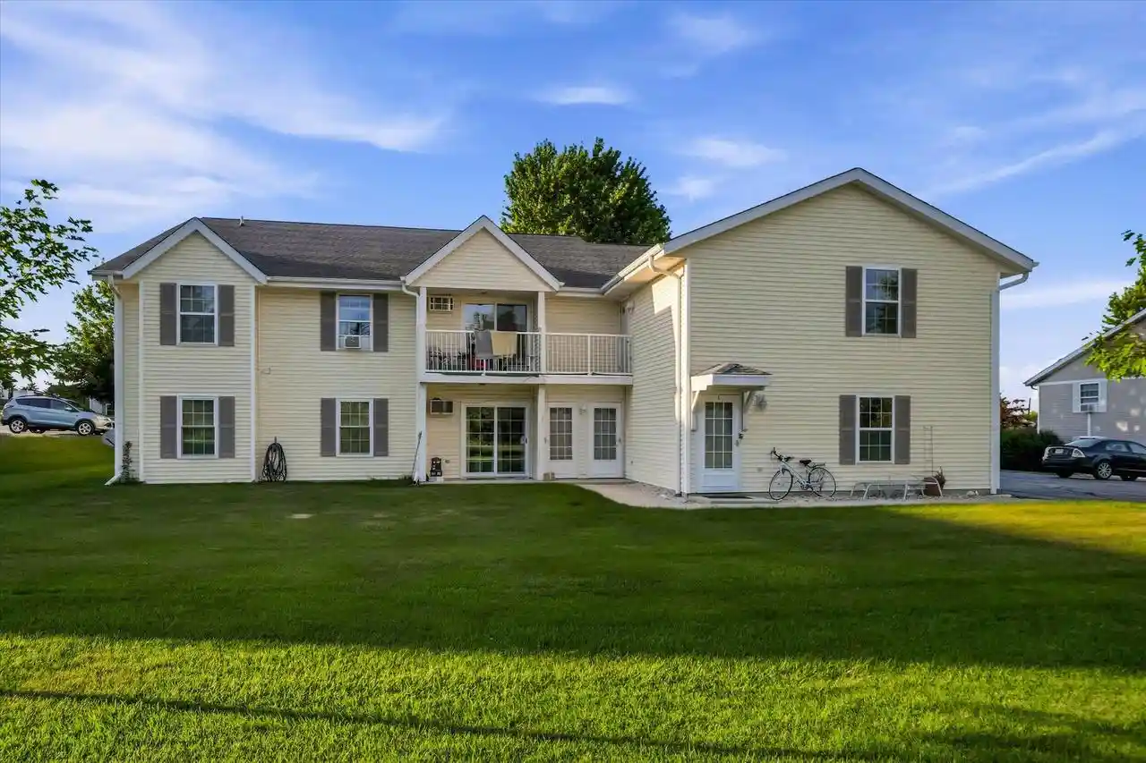 1st image of 364 Minz Park Circle Circle #5, West Bend, WI 53095 | MLS# 1972646