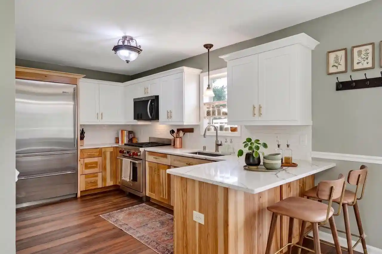 2nd image of 861 Vista Ridge Dr Dr, Mount Horeb, WI 53572 | MLS# 2028559