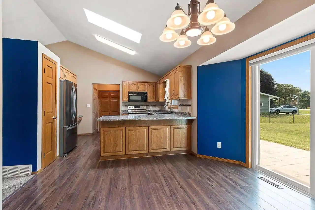 2nd image of 1320 Orchard Court Court, Neenah, WI 54956 | MLS# 50329499