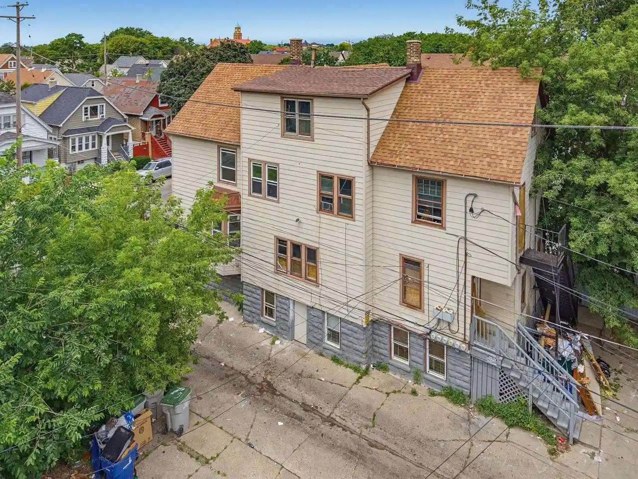 Photo 2 of Sale Pending at 2258 S 17th Street Street, Milwaukee, WI 53215 | MLS# 2028568 | Listing updated on 2026-09-15