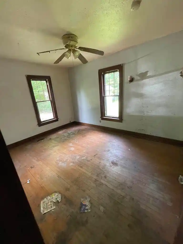 4th image of 52 N Main Street Street, Clintonville, WI 54929 | MLS# 50329503
