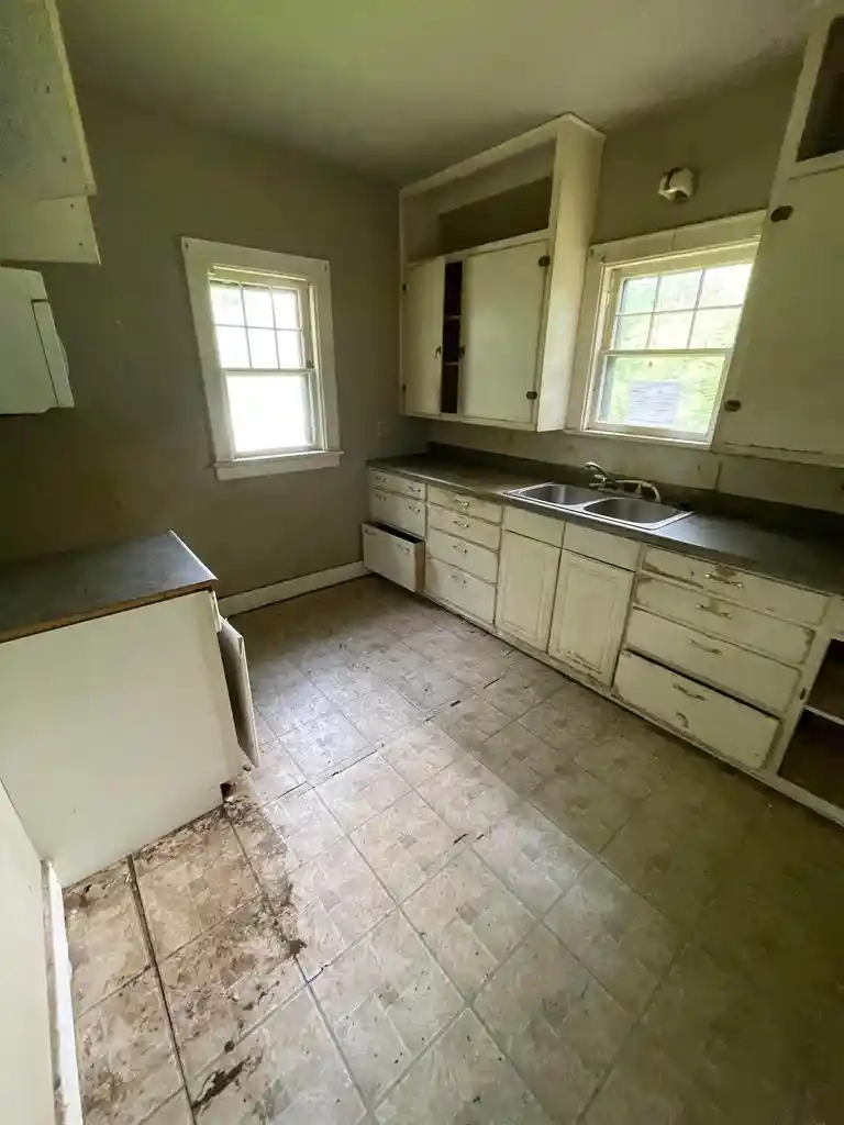 13th image of 52 N Main Street Street, Clintonville, WI 54929 | MLS# 50329503