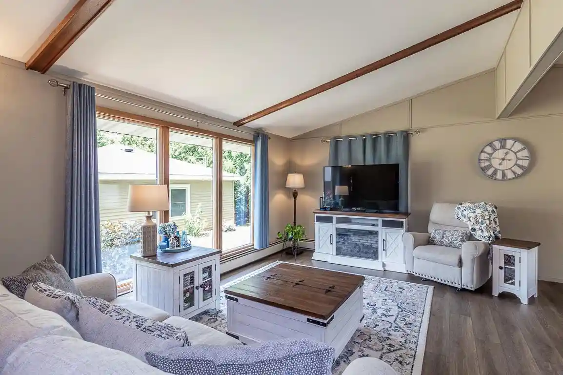 2nd image of 6752 Lee Harbor Lane Lane, Oshkosh, WI 54902 | MLS# 50329506