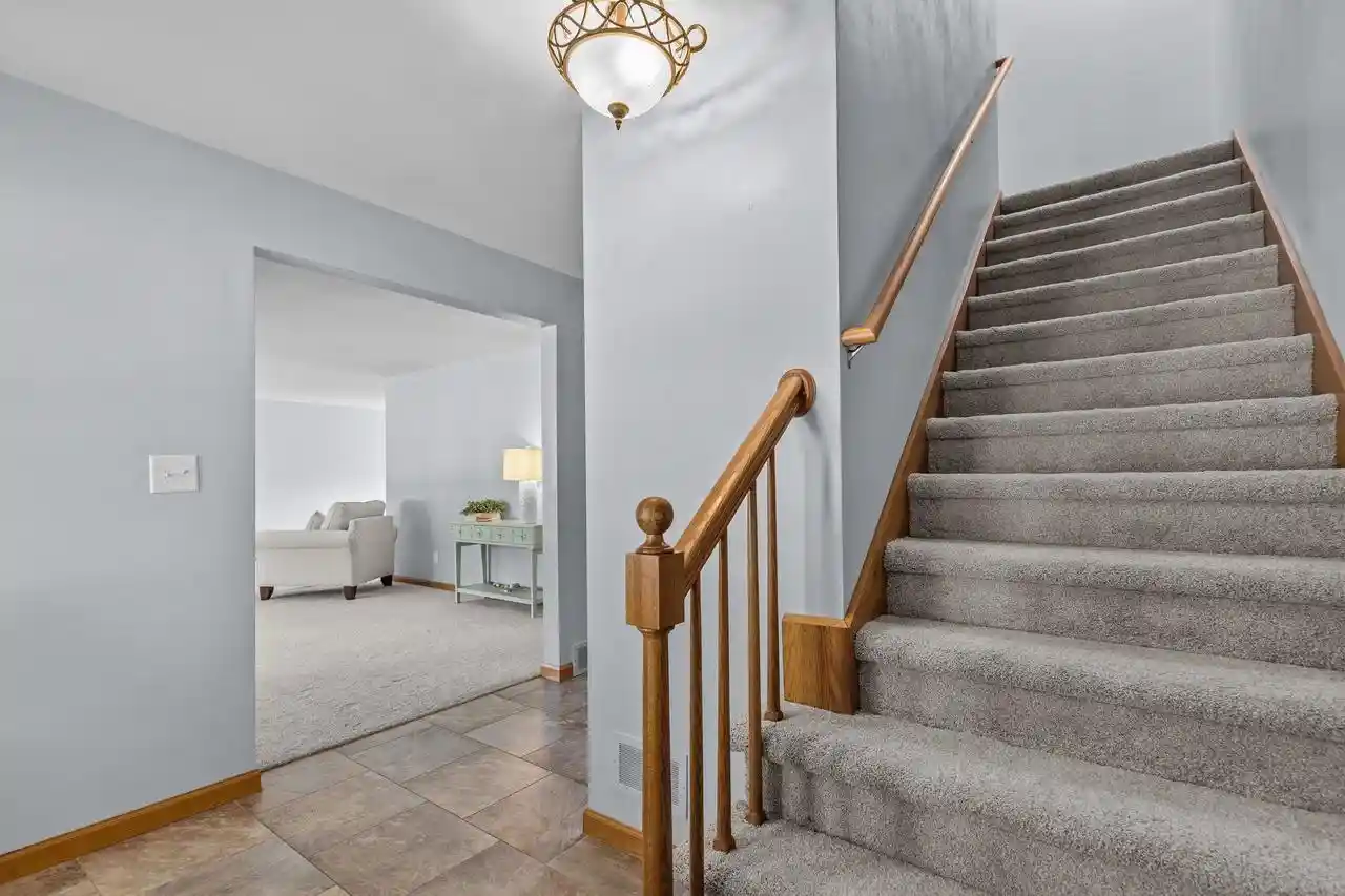 Photo 2 of Single family home for sale at 1330 N Briarcliff Dr Dr, Appleton, WI 54915 | MLS# 50329509 | Listing updated on 2026-08-18