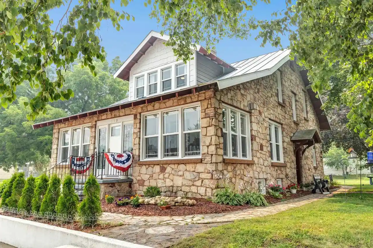 1st image of 109 E Wisconsin Street Street, Weyauwega, WI 54983 | MLS# 50329485