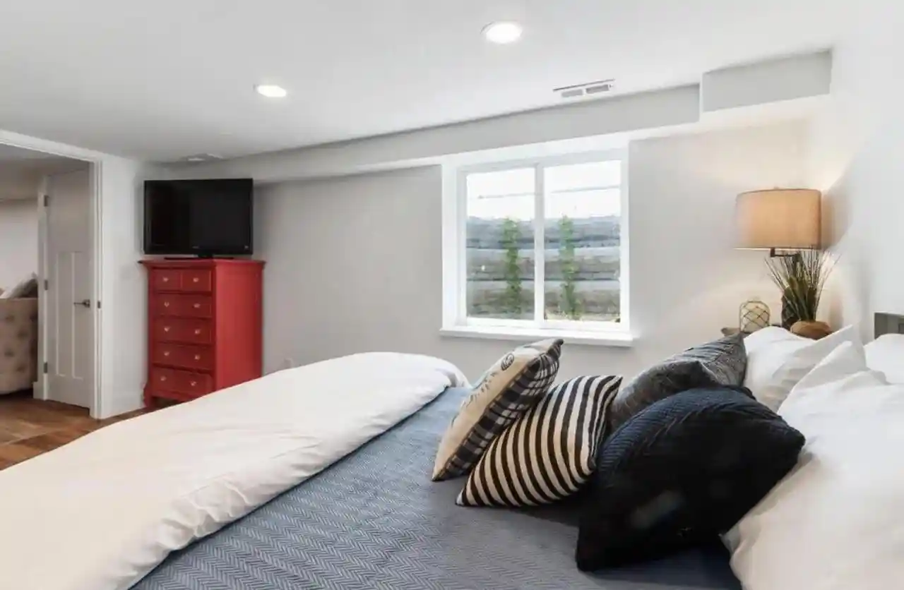 Homes for sale in Fontana, WI | 190 Dewey Avenue Avenue, Fontana, WI 53125 | MLS# 1972688