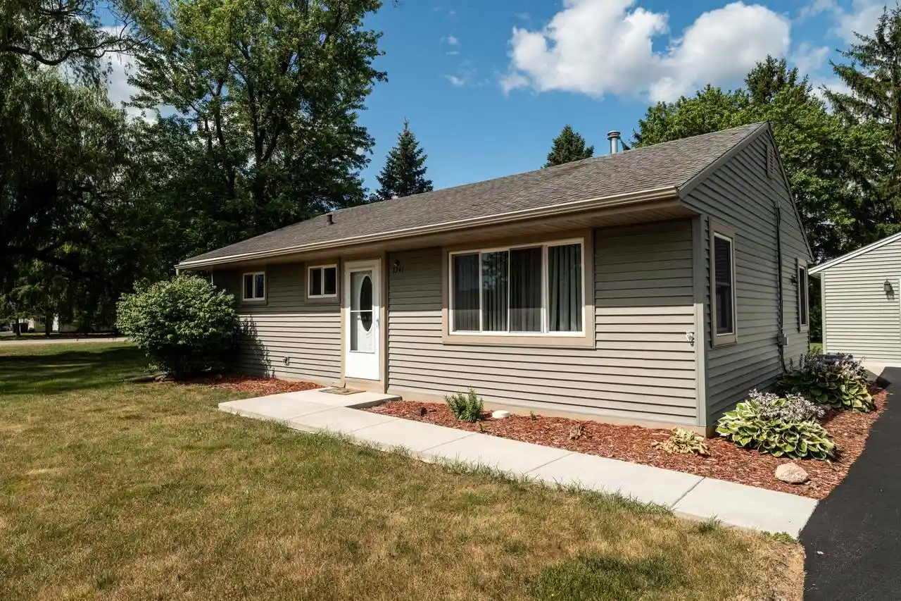 1st image of 7341 S 37th Pl Pl, Franklin, WI 53132 | MLS# 1972703