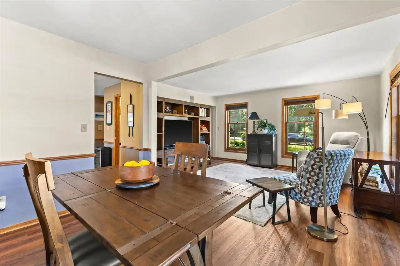 5th image of 5300 Clover Lane Lane, Caledonia, WI 53406 | MLS# 1972707