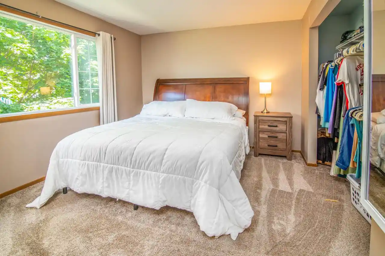2nd image of S75w16910 Gregory Dr Dr, Muskego, WI 53150