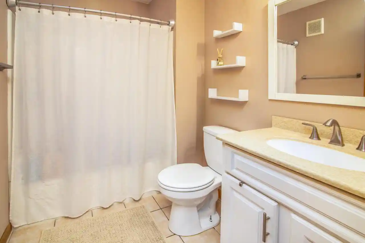 17th image of S75w16910 Gregory Dr Dr #6, Muskego, WI 53150 | MLS# 1972716