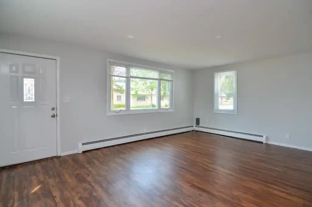 3rd image of 238 Michigan Avenue Avenue, Oconto, WI 54153 | MLS# 50329488