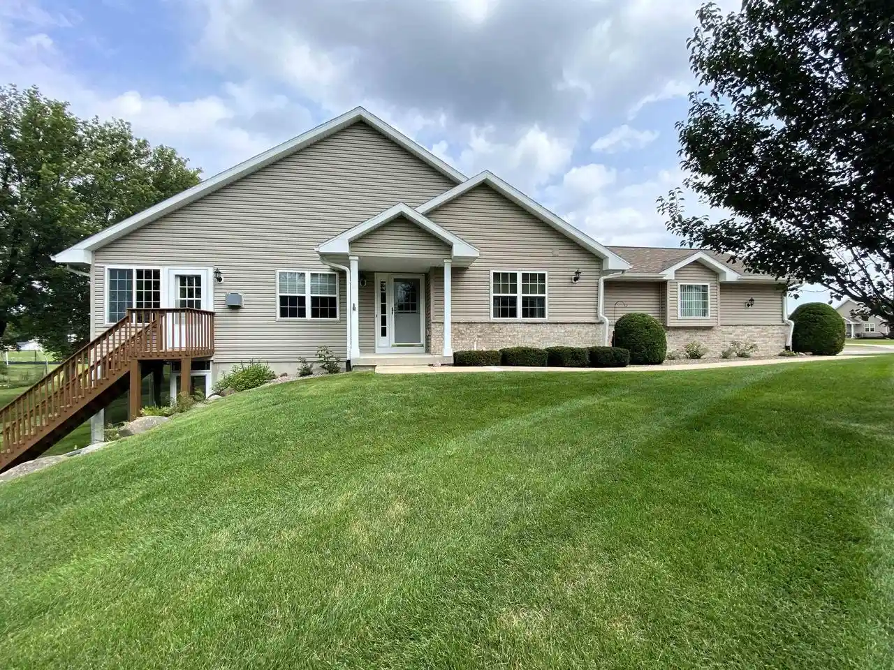 1st image of 125 Summit Court Court #2302, Columbus, WI 53925 | MLS# 2028604
