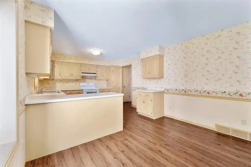 39th image of 137 Canterbury Road Road, Eau Claire, WI 54701 | MLS# 1603482