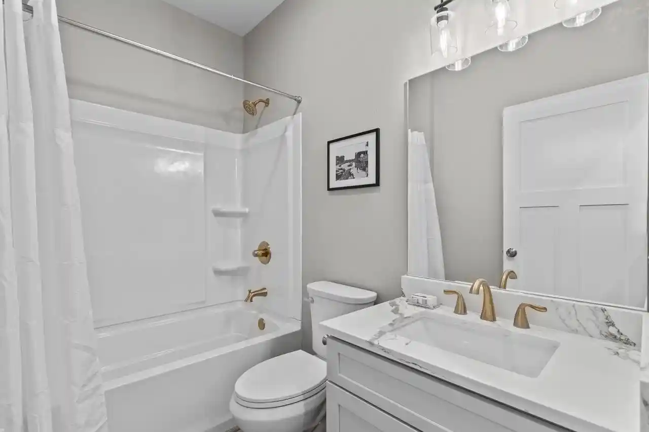 4th image of 828 Elm Street Street, Wisconsin Dells, WI 53965 | MLS# 2028608