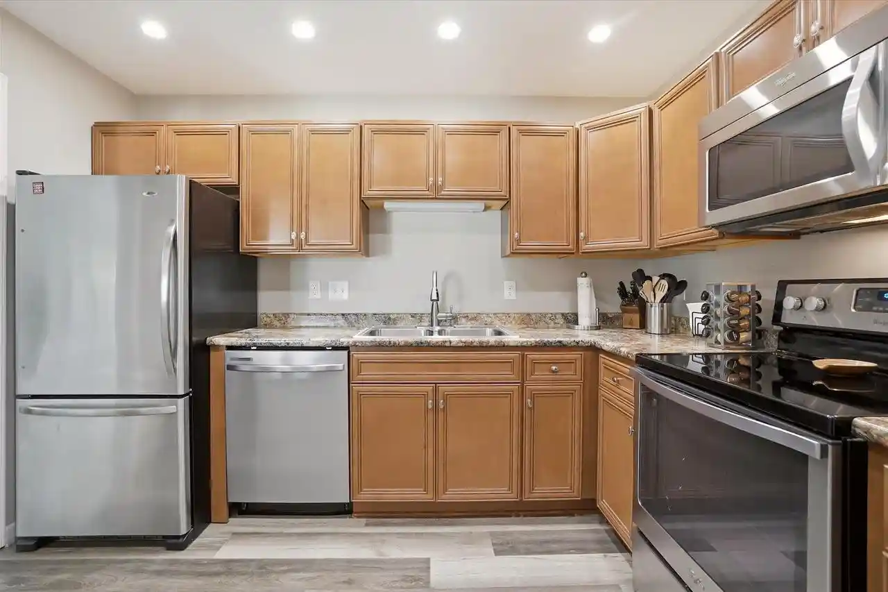 3rd image of 1440 Fox Tail Dr Dr, Mount Pleasant, WI 53406