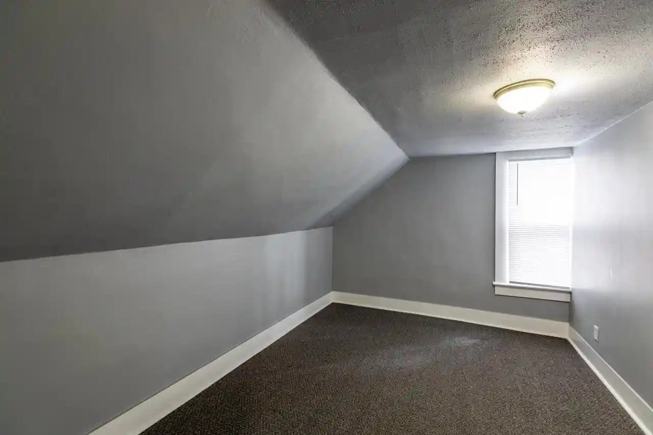 Photo 4 of Single family home for sale at 1327 Wood Street Street, La Crosse, WI 54603 | MLS# 1972722 | Listing updated on 2026-08-10