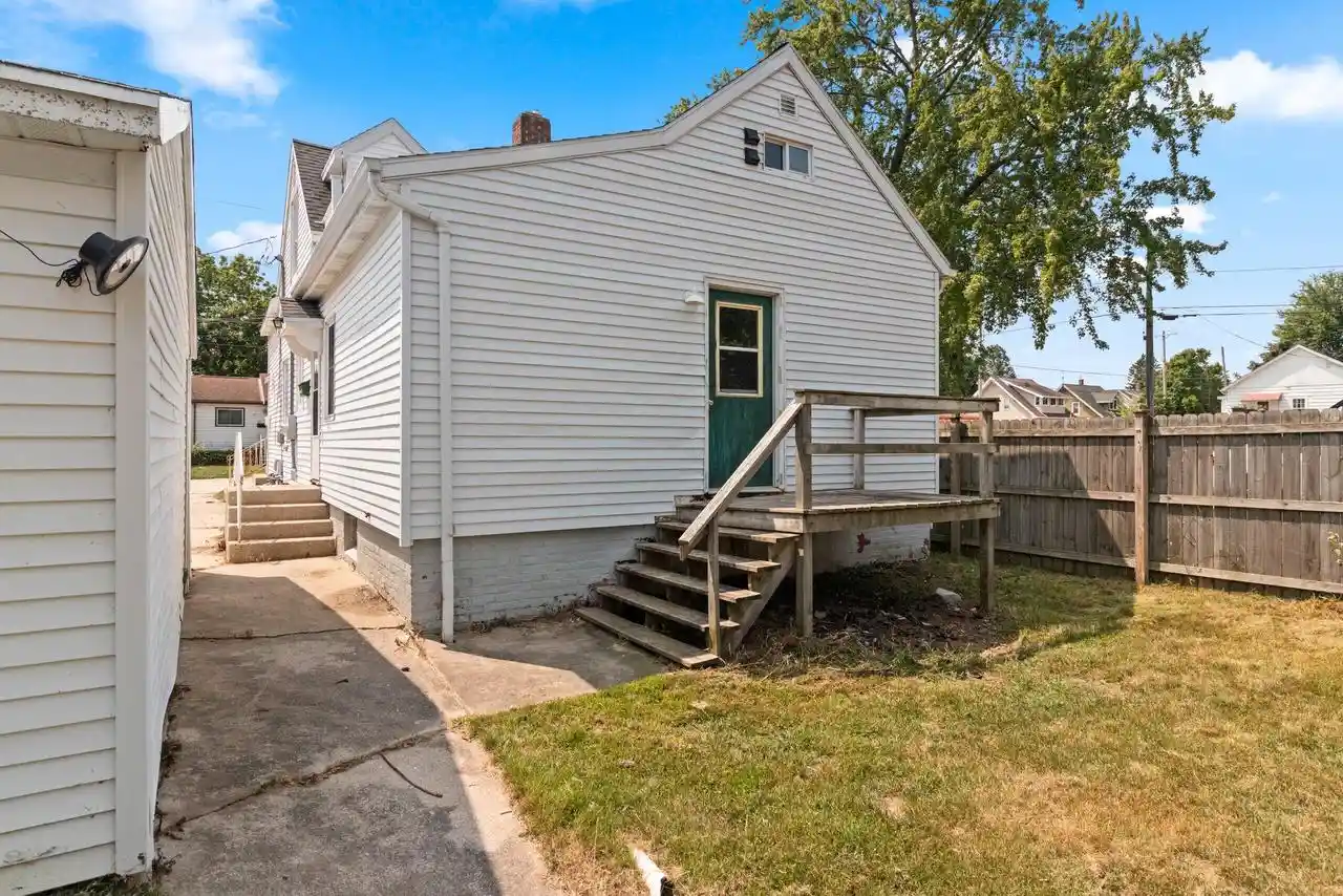 3rd image of 2014 13Th Street Street, Two Rivers, WI 54241 | MLS# 1972717