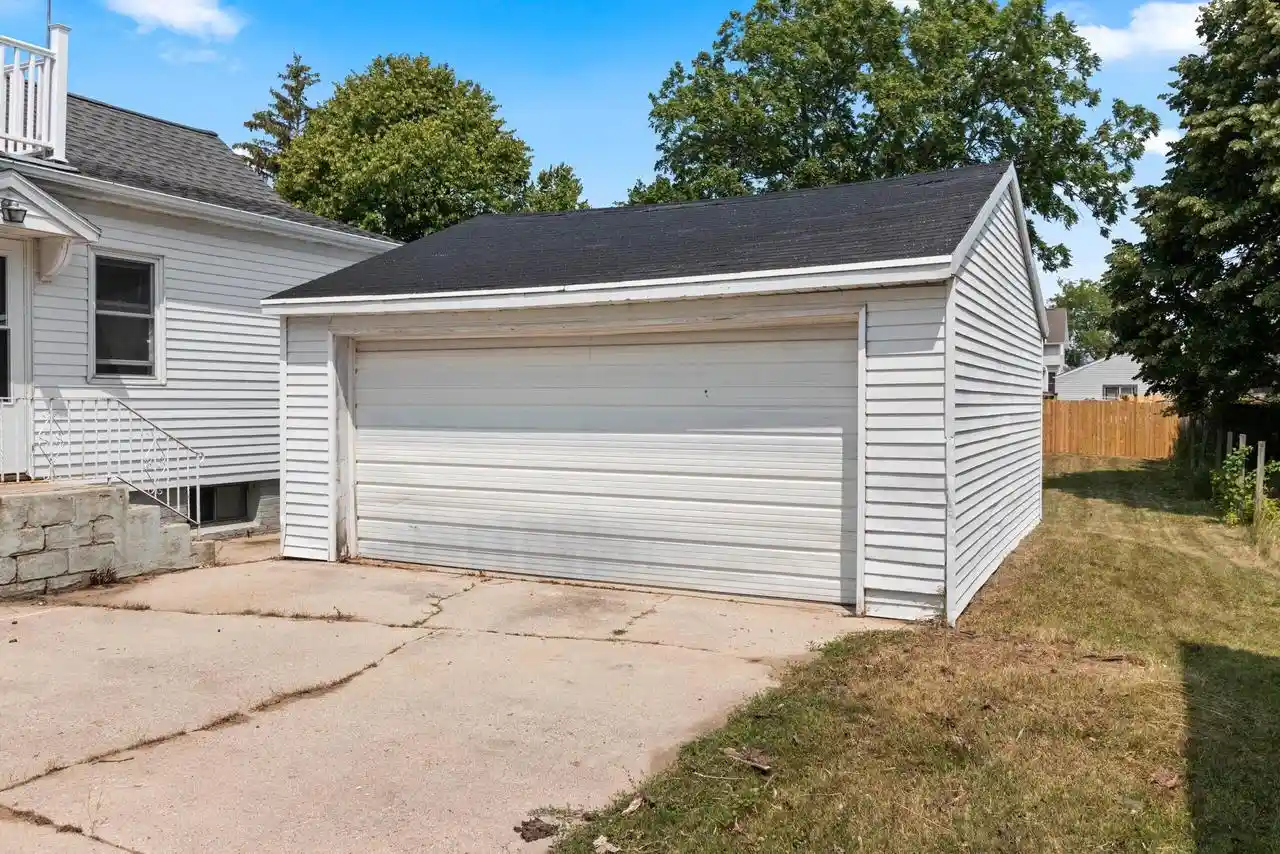 4th image of 2014 13Th Street Street, Two Rivers, WI 54241 | MLS# 1972717