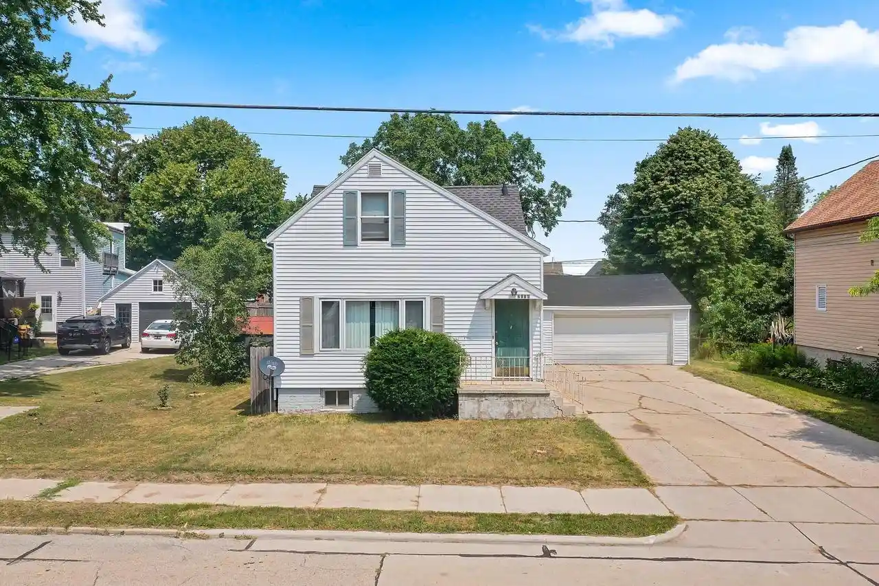 5th image of 2014 13Th Street Street, Two Rivers, WI 54241 | MLS# 1972717